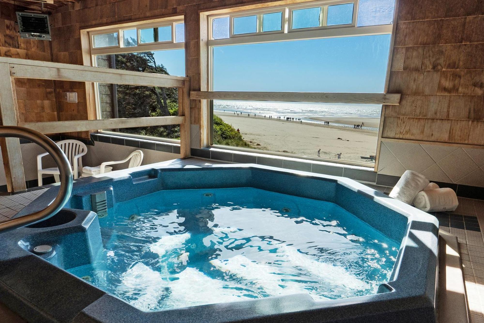 Schooner'S Cove Inn 캐논비치 외부 사진